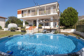 Casa vista mare tra gli ulivi
